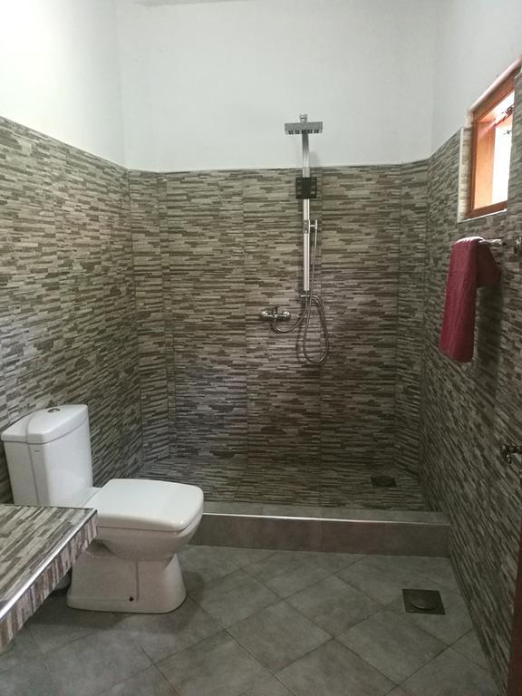 Guesthouse Dilush Берувала Экстерьер фото